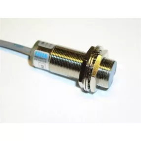 Inductive sensor PM18-05P